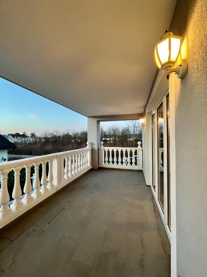 Traum Apartment Mit Pool+Balkon Відень Екстер'єр фото