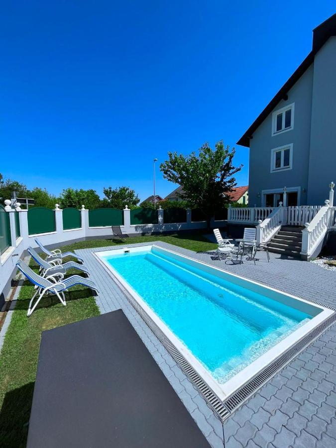 Traum Apartment Mit Pool+Balkon Відень Екстер'єр фото