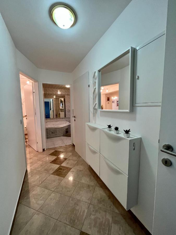 Traum Apartment Mit Pool+Balkon Відень Екстер'єр фото